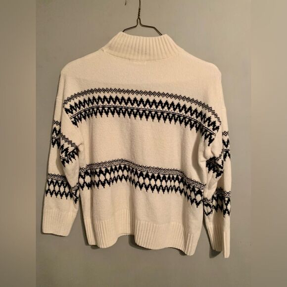 Christian Siriano winter sweater - Picture 6 of 6